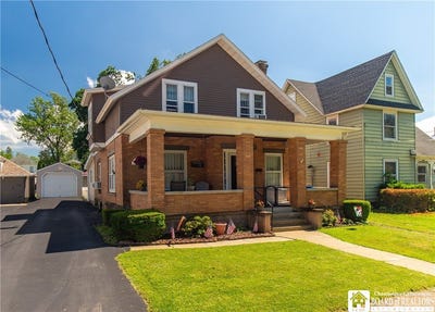 /international/us/28-mcclurg-street-westfield-ny-110108772591/