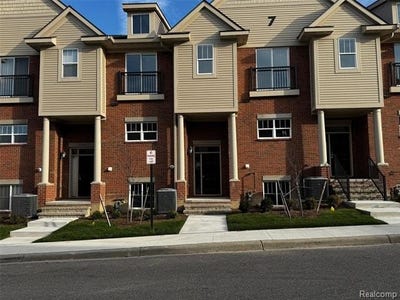 /international/us/25558-grandview-lane-novi-mi-110103674900/