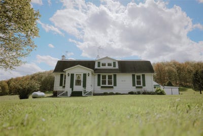 /international/us/3810-picidilli-hill-road-corry-pa-110108097855/