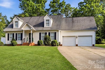 /international/us/327-sherry-street-rutherfordton-nc-110108118543/