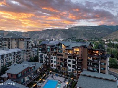 /international/us/42-riverfront-lane-avon-co-110101138213/