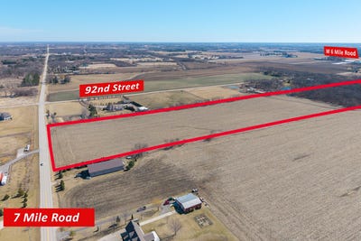 /international/us/w-7-mile-rd-franksville-wi-110106315786/