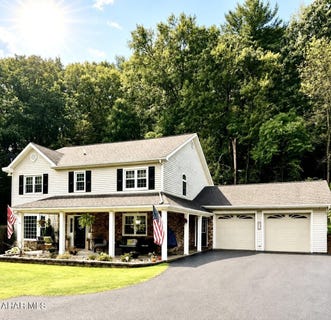 /international/us/637-hartwood-lane-altoona-pa-110110013194/