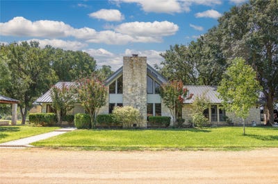 /international/us/4155-w-us-hwy-190b-san-saba-tx-110101909344/