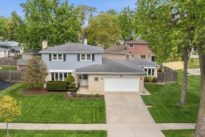/international/us/237-n-pioneer-drive-addison-il-110107985052/