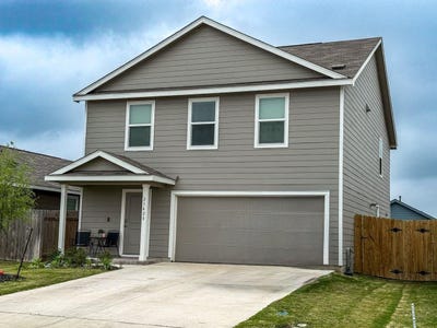 /international/us/23420-tiny-moons-way-elgin-tx-110108293799/