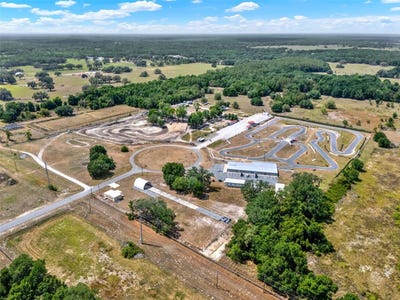 /international/us/5821-pit-road-bushnell-fl-110099872743/