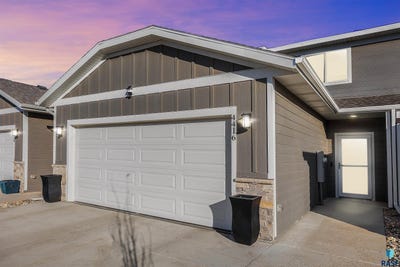 /international/us/4416-e-whisper-ridge-pl-sioux-falls-sd-110108192879/