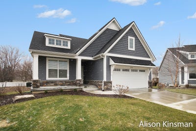 /international/us/2764-woodhaven-court-sw-byron-center-mi-110106528242/