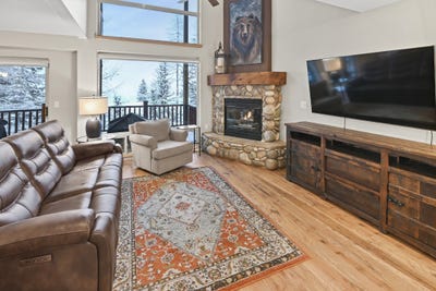 /international/us/301-wood-run-drive-whitefish-mt-110105938507/