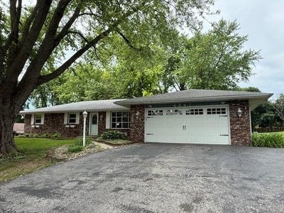 /international/us/4647-dellview-rockford-il-110100419251/