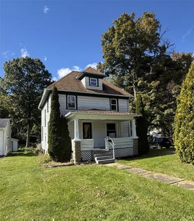 /international/us/1042-s-morgan-street-meadville-pa-110120423560/