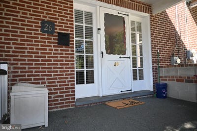 /international/us/26-vernon-road-havertown-pa-110120486727/