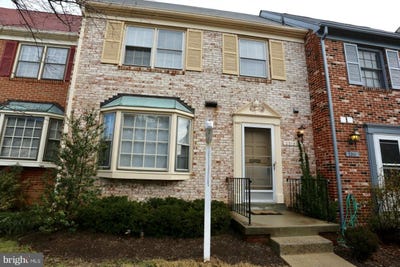 /international/us/2215-n-somerset-street-arlington-va-110108425521/