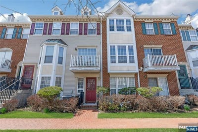 /international/us/32-cedar-street-jersey-city-nj-110106786352/