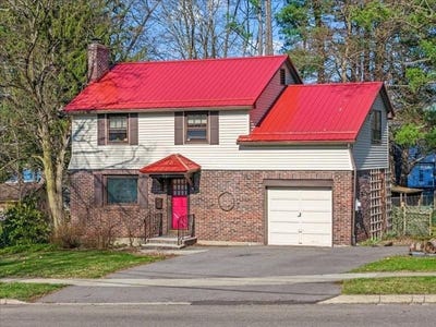/international/us/301-edgewood-road-vestal-ny-110107226274/