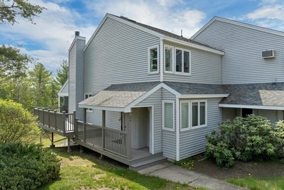 /international/us/266a-michawanic-road-wakefield-nh-110108492532/