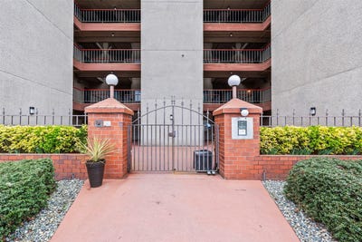 /international/us/1902-s-bridgeport-way-w-205-university-place-wa-110098513909/