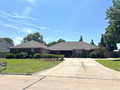 /international/us/308-nw-32nd-st-lawton-ok-110098258226/