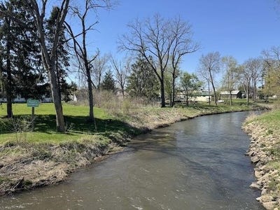 /international/us/106-state-street-mazomanie-wi-110107508241/