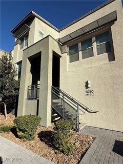 /international/us/11250-hidden-peak-avenue-las-vegas-nv-110104160816/