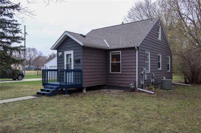/international/us/1016-ella-avenue-nw-willmar-mn-110107665224/
