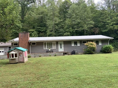 /international/us/253-barnett-road-salyersville-ky-110119966932/