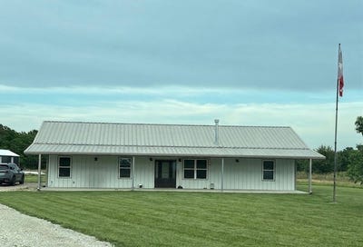 /international/us/1449-county-road-4131-cumby-tx-110108611942/