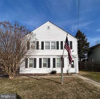 /international/us/305-e-water-street-centreville-md-110105384453/