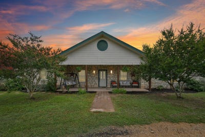 /international/us/4014-fm-713-lockhart-tx-110108656287/
