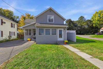 /international/us/26-elm-st-greenfield-ma-110120553472/