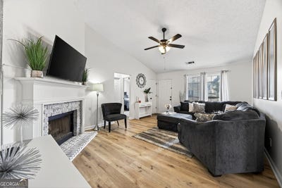 /international/us/469-village-circle-stockbridge-ga-110104846496/