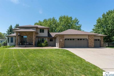 /international/us/125-celestine-circle-mankato-mn-110108389633/