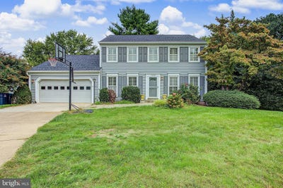 /international/us/13058-farthingale-drive-herndon-va-110110398160/