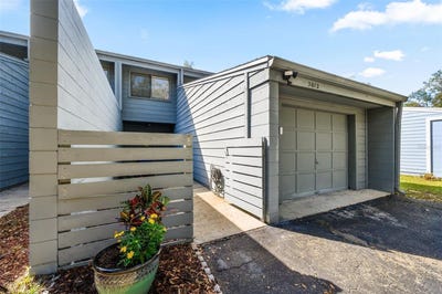 /international/us/3012-nw-28th-circle-gainesville-fl-110106057253/