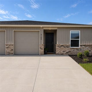 /international/us/410b-w-cloud-drive-siloam-springs-ar-110106250695/