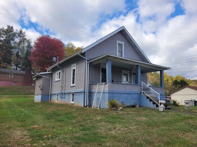 /international/us/397-monroe-avenue-weston-wv-110103202927/