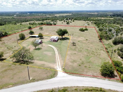 /international/us/326-bartsch-ln-red-rock-tx-110109777107/