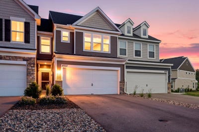 /international/us/4901-avery-court-eagan-mn-110108748298/