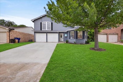 /international/us/617-hollyberry-drive-mansfield-tx-110108179214/