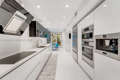 /international/us/1524-ne-quayside-ter-miami-fl-110107031544/