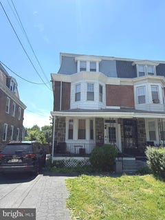 /international/us/1208-main-street-darby-pa-110108568938/