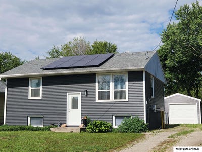 /international/us/1320-s-hampshire-mason-city-ia-110108476565/
