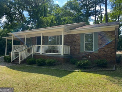 /international/us/902-laprade-street-washington-ga-110108299039/