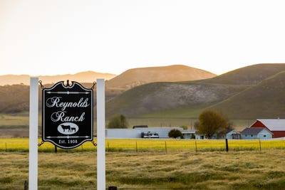 /international/us/54800-lonoak-road-king-city-ca-110101873135/