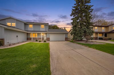 /international/us/422-silver-spring-drive-green-bay-wi-110107799560/