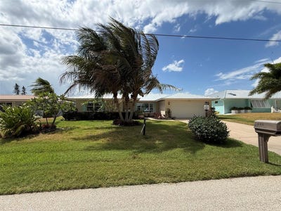 /international/us/2448-rosa-lane-punta-gorda-fl-110108302485/