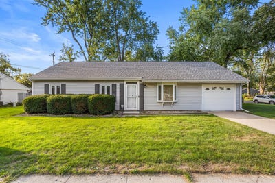 /international/us/2903-sangamon-drive-champaign-il-110110334534/