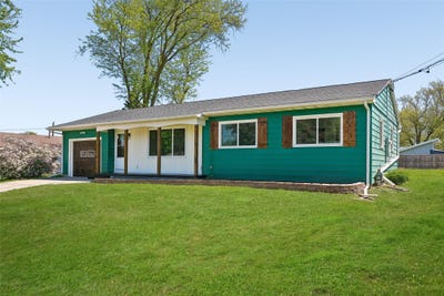 /international/us/902-e-14th-street-s-newton-ia-110107959349/
