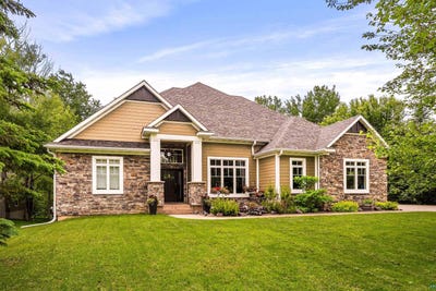 /international/us/5028-white-pine-st-hermantown-mn-110110380016/